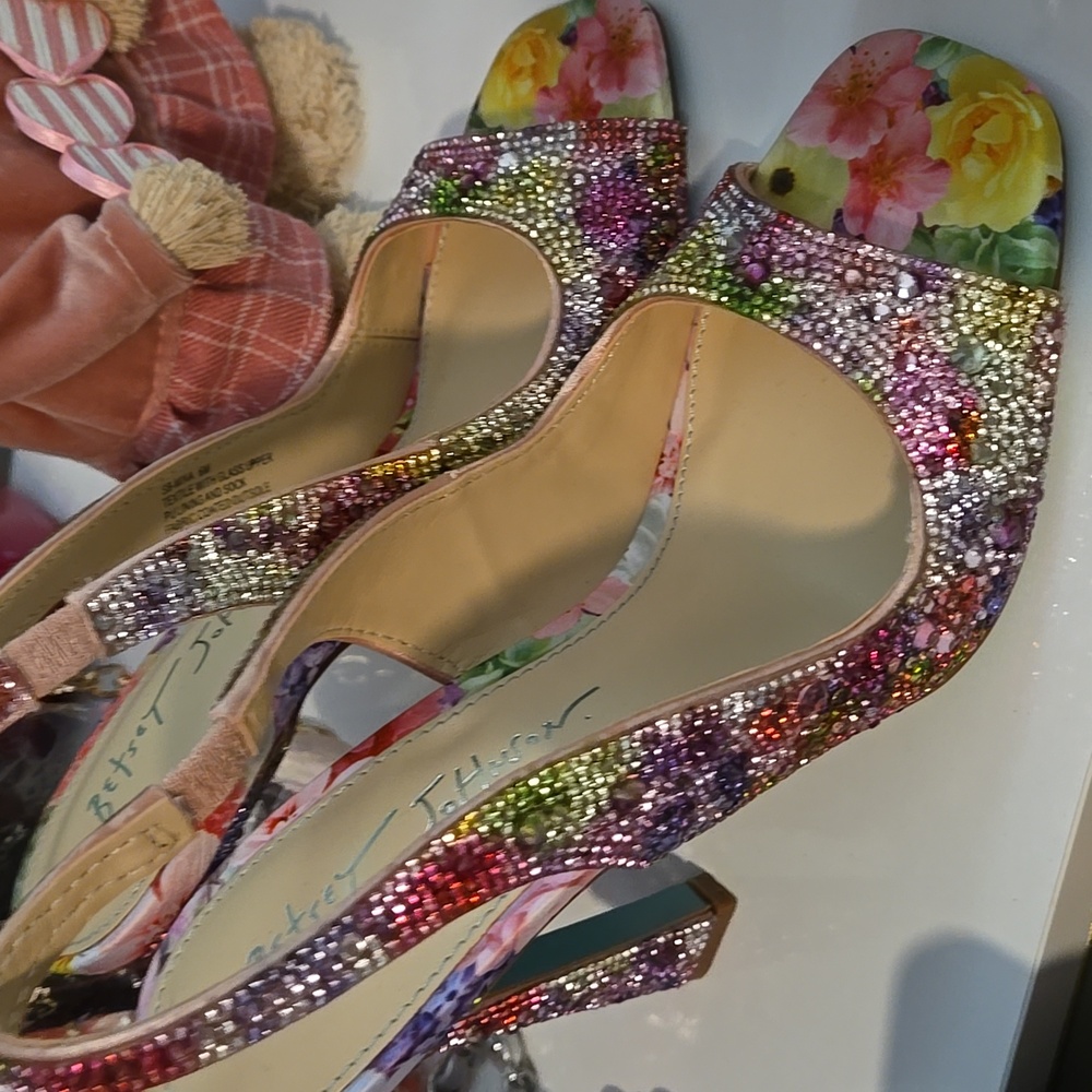 Betsey Johnson Floral Mina Crystal Pink Embellished 4" Heels. New Without Box. - Picture 17 of 17